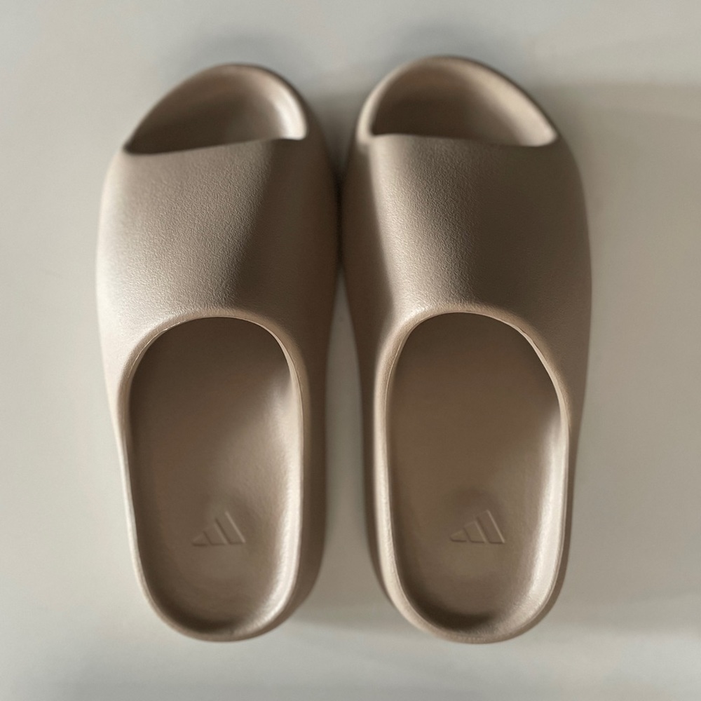 Yeezy Slides - Pure